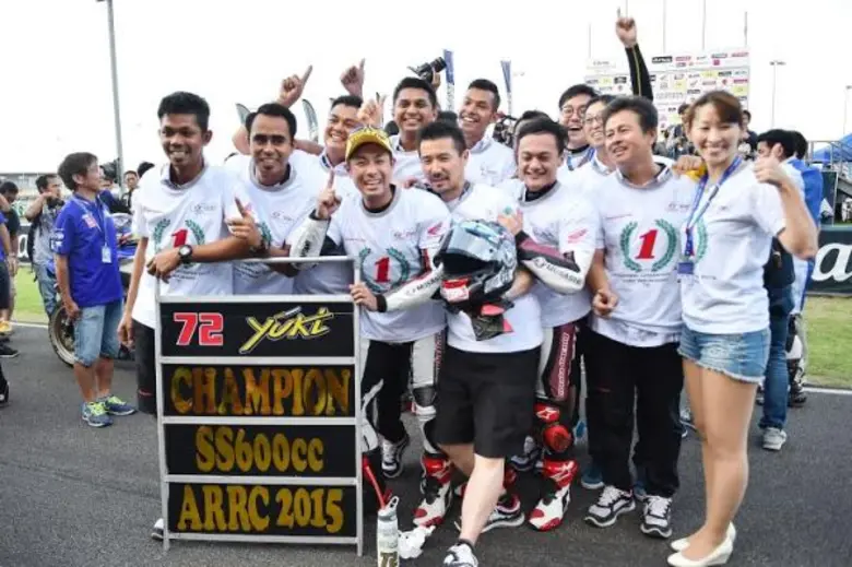 “อนุชา” ฉลองโพเดียม บุรีรัมย์ “ยูกิ” เข้าวินคว้าแชมป์เอเชีย