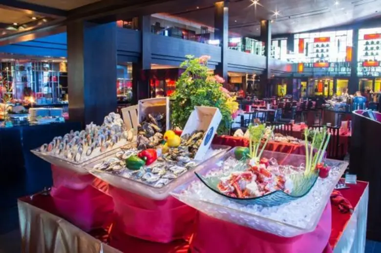 อมารี พัทยา จัดแพ็คเก็จ "Fabulous Sunday ...