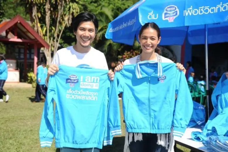 เนสท์เล่ เพียวไลฟ์ ดึง คู่รักอีโค่ นุ่น-ท็อป’ร่วมโครงการ I am doing it’ ให้ความรู้เด็กไทยเรื่องรีไซเคิล
