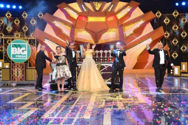 ทีวีไกด์: รายการ “ชิงร้อยชิงล้าน ว้าวว้าวว้าว” ชิงร้อยชิงล้านฯ รับปีใหม่ รวมมิตรความฮา แจกตรงส่งถึงบ้าน