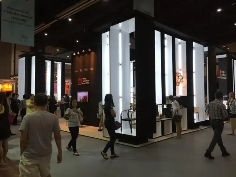 อาจารย์ม.กรุงเทพคว้าผลงานเยี่ยมคว้า 2 รางวัลผลิตผลงานสร้างสรรค์