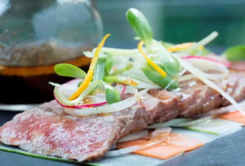 เชิญชิมเนื้อวากิว ราชาแห่งเนื้อจากแดนซามู...