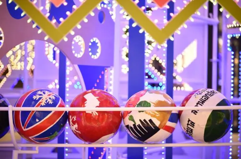 คงปฎิเสธไม่ได้ว่า เทศกาลคริสต์มาสและปีใหม...