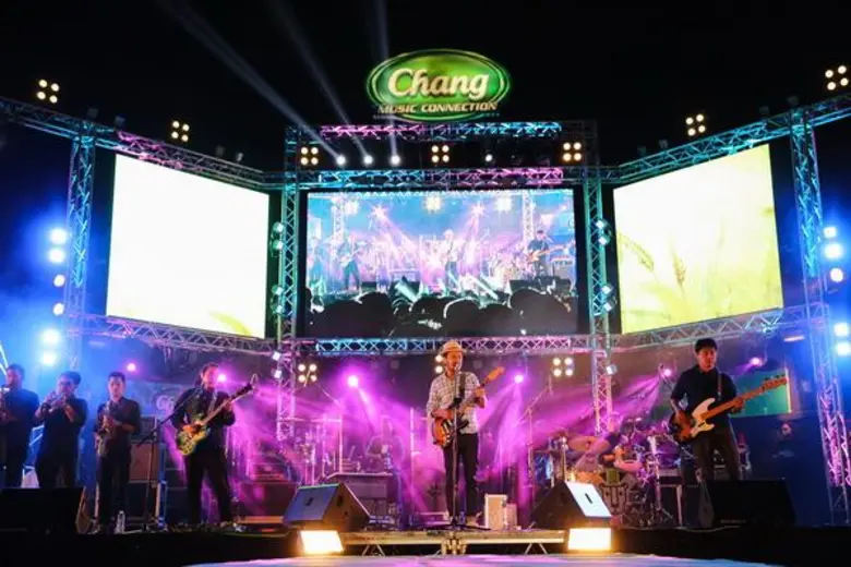 "ช้าง มิวสิค คอนเนคชั่น" คอนเสิร์ตที่มีกร...