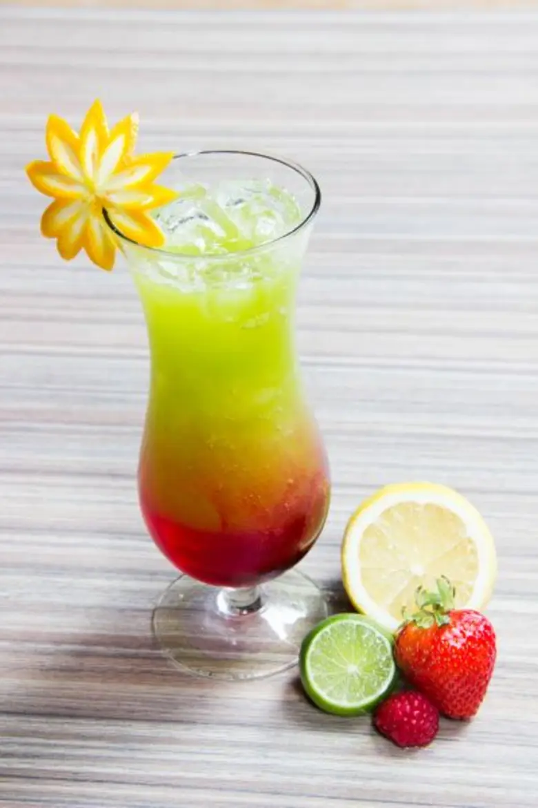 204 บาร์ โรงแรมสวิสโฮเต็ล เลอ คองคอร์ด กร...