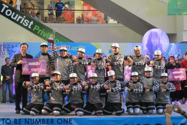 นายขจรเกียรติ รักพานิชมณี รองผู้ว่าราชการ...