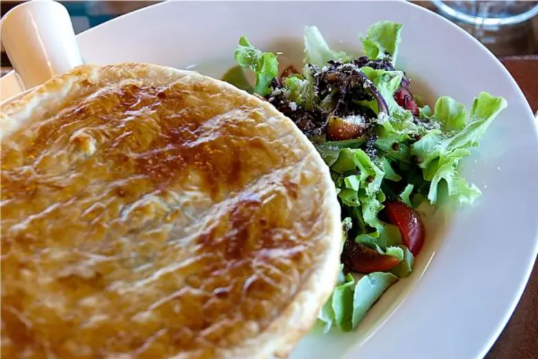 ดูนน์ บาร์ แอนด์ เรสเตอรอง (Dune Bar and ...