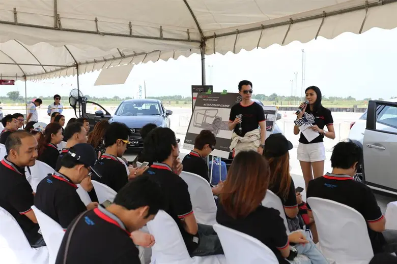 มาสด้าจัดกิจกรรม Exclusive พาลูกค้าขับ CX-3 ใหม่