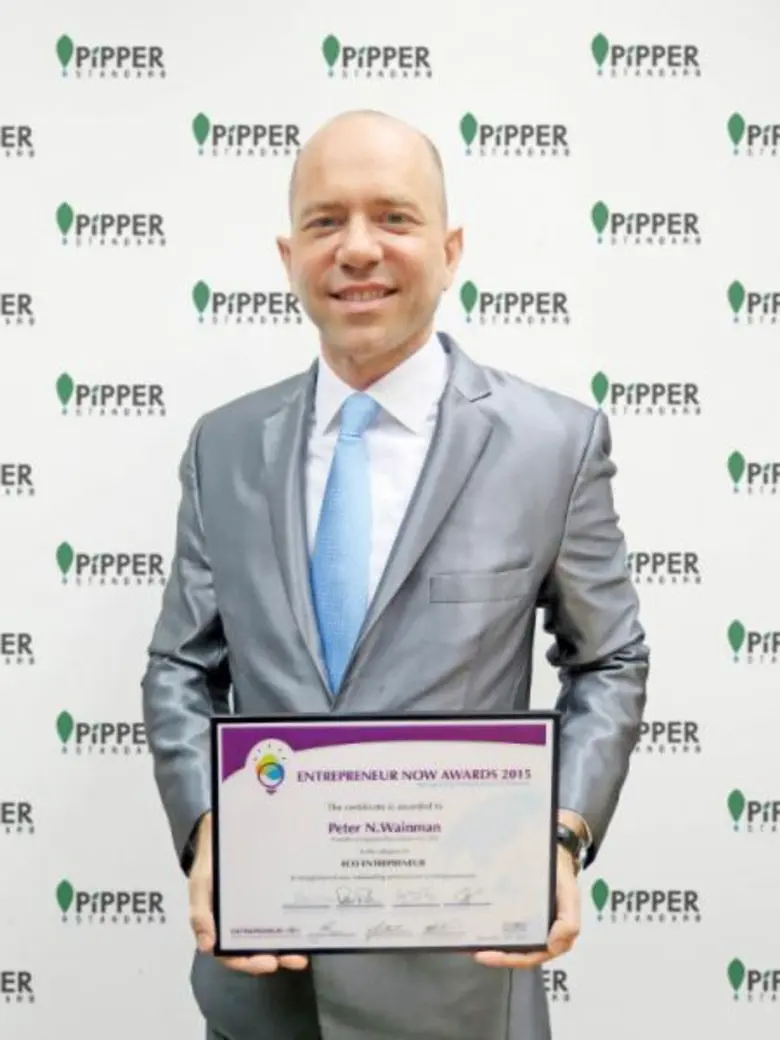 ปีเตอร์ เวียนแมน ผู้ก่อตั้งและซีอีโอ บริษ...