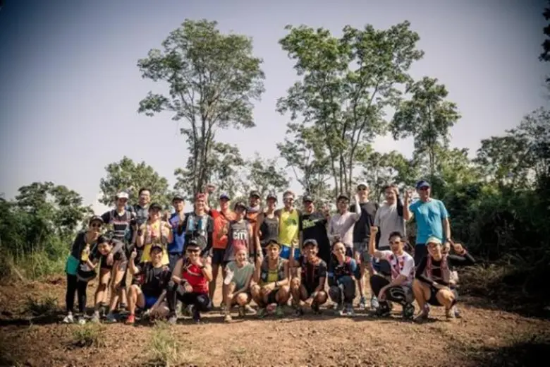 เดอะ นอท เฟซ ผลิตภัณฑ์เสื้อผ้า รองเท้าและ...