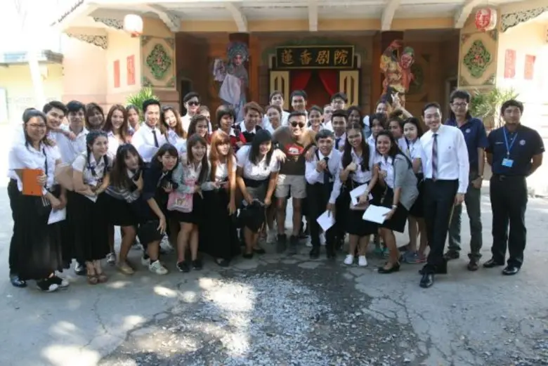 คณาจารย์และนักศึกษาจาก ภาควิชาวิทยุกระจาย...