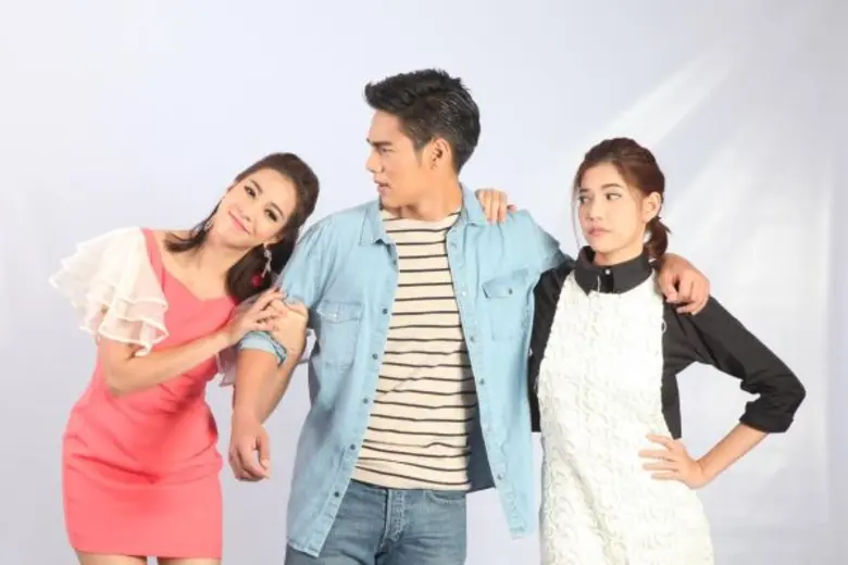 ทีวีไกด์: ละครเรื่อง “เขยใหญ่สะใภ้เล็ก” ออกอากาศ 26 ธ.ค.58 - 1 ม.ค.59 เวลา 18.20น. ทางช่อง 7