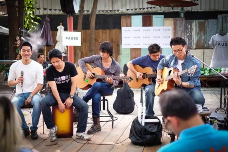 พอส แฟนมีทติ้ง จุดรวมพลความคิดถึง