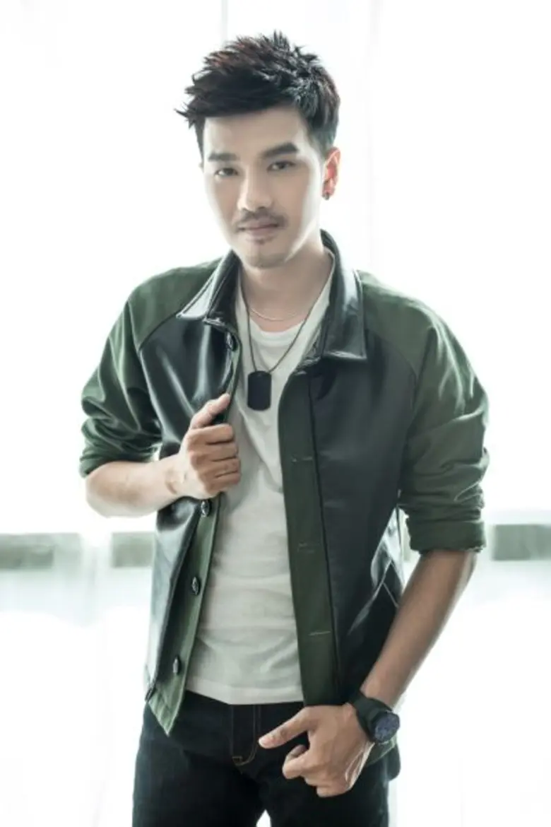 ประสบความสำเร็จจากซิงเกิ้ลแรกในชีวิต เพลง...