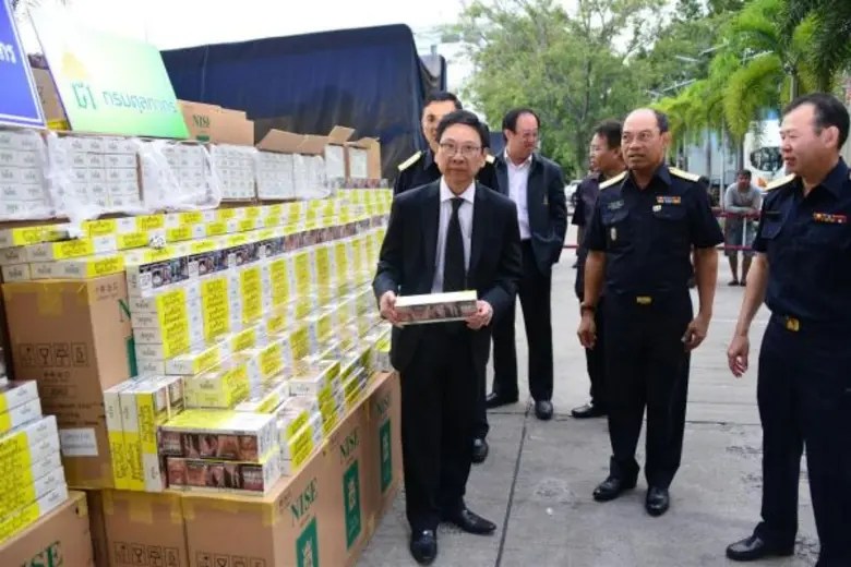 วันนี้ (วันศุกร์ที่ ๒๕ ธันวาคม ๒๕๕๘) เวลา...