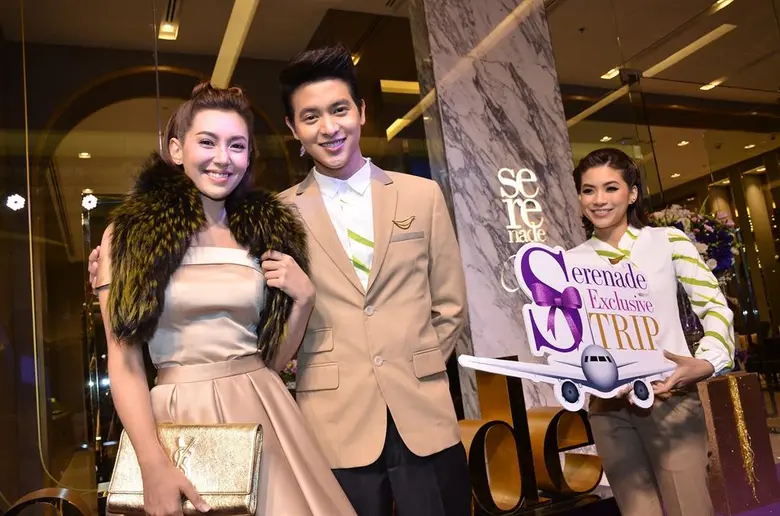 เอไอเอส ชวน “เจมส์ จิ - เบลล่า” สัมผัสโฉมใหม่ของ “เซเรเนด คลับ @สยามพารากอน” ก่อนใคร!