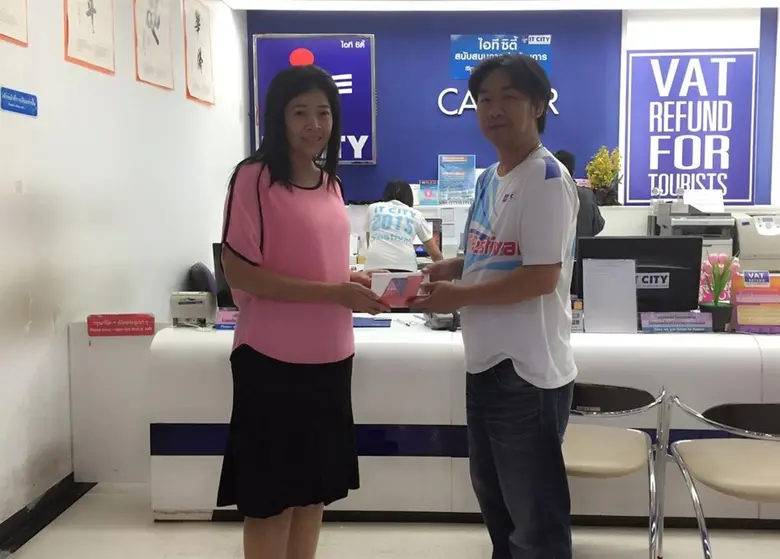 แจกแล้วแจกจริงไอที ซิตี้ ASUS ZenFone 2 Laser 41 วัน 41 เครื่อง ฟรี