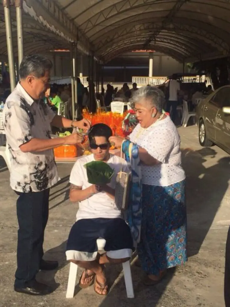 เข้าสู่ร่มกาสาวพัสตร์ไปเป็นที่เรียบร้อยแล...