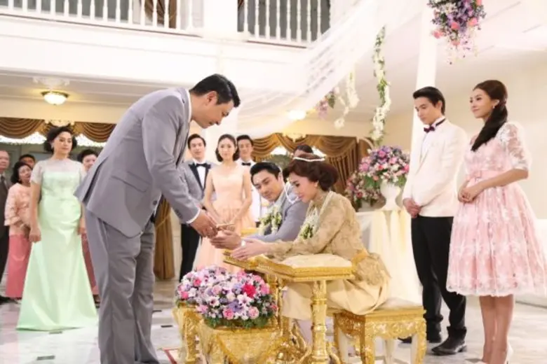 บทประพันธ์ สราญจิตต์ บทโทรทัศน์ นันทวรรณ ...