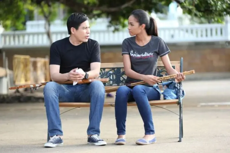 เรื่องย่อ: สาวน้อยร้อยล้าน