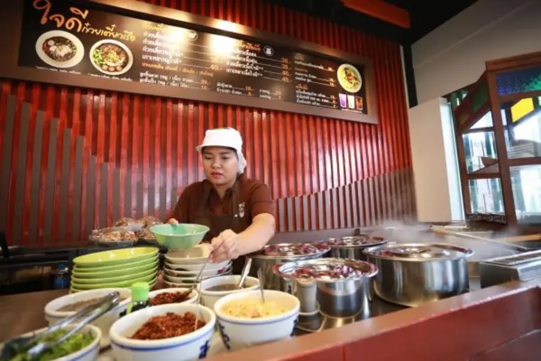 “ปตท. บริหารธุรกิจค้าปลีก” บุกตลาด Non-Oil เปิดตัว “ก๋วยเตี๋ยวเรือ ใจดี” อร่อยครบสูตร ปรุงรสด้วยใจ