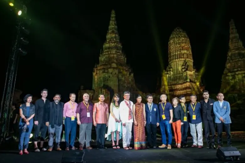 จากการที่สมาคมสถาปนิกสยาม ในพระบรมราชูปถั...