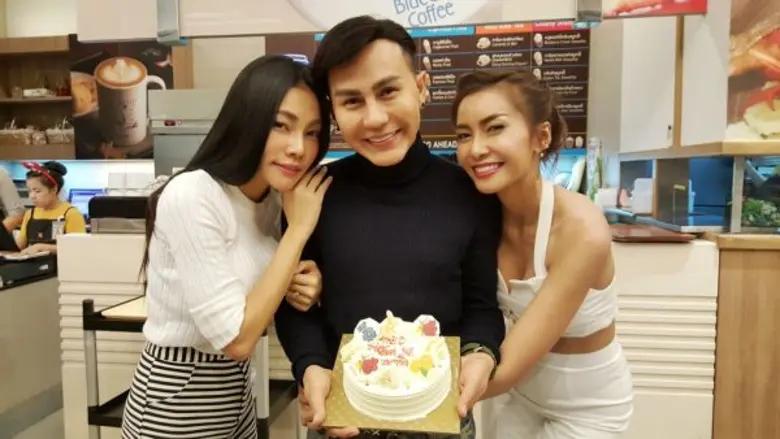 ชายแฮ็คส์-สุทธา ยกเค้กเซอร์ไพร้สวันเกิด น๊อตตี้ กฤติน