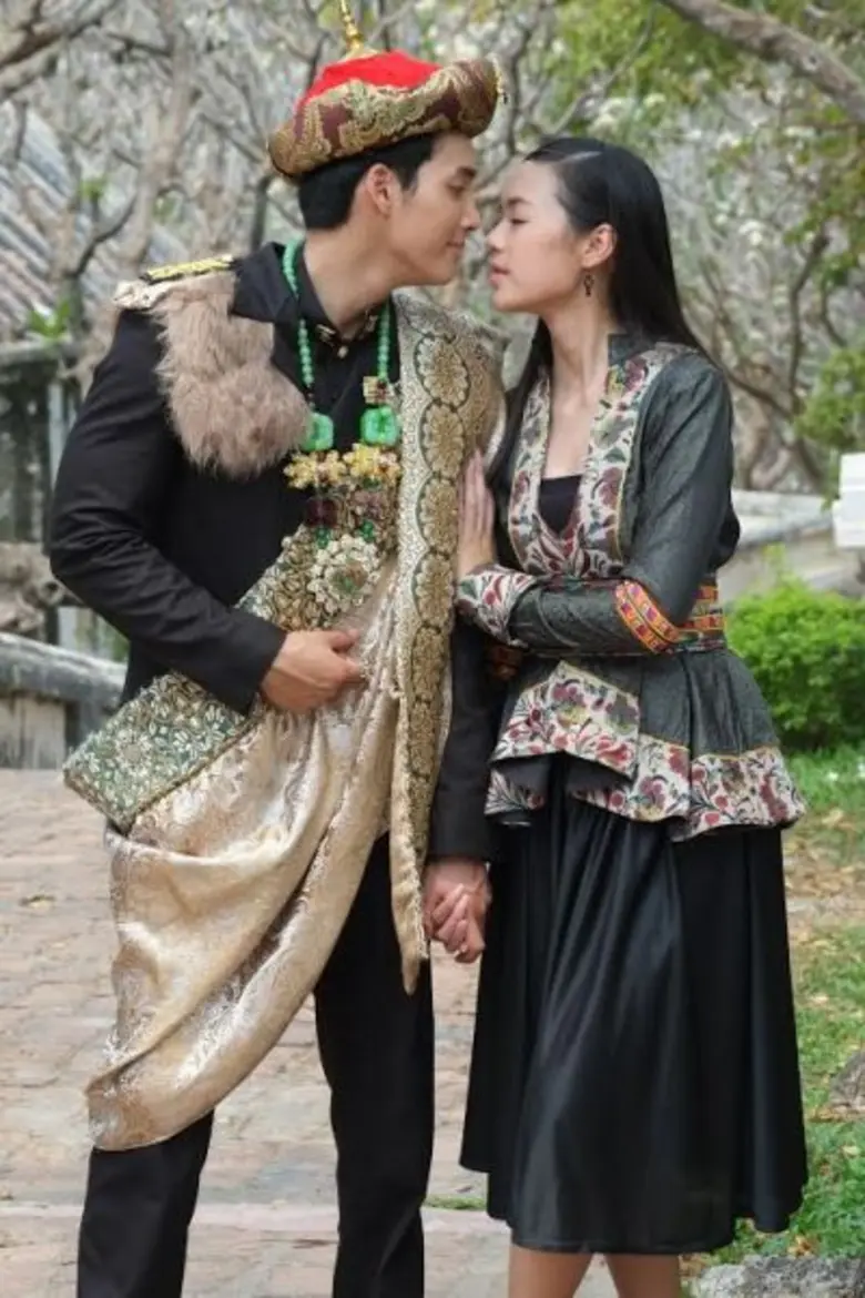 “แยม มทิรา” ทุ่มสุดตัวปรับลุค รับบทซุปเปอร์สตาร์สาว โชว์ความสามารถทั้งร้อง ทั้งเต้น ในละครรักโรแมนติก-ดราม่า “ดอกไม้ใต้เมฆ”