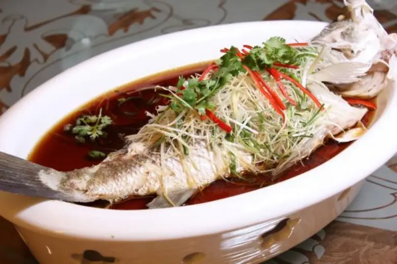 โรงแรมเดอะ แกรนด์ โฟร์วิงส์ คอนเวนชั่น ขอ...