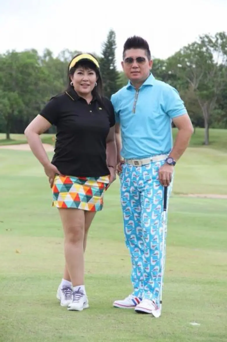 ทีวีไกด์: รายการ "กอล์ฟ พาราไดซ์" เซมิโปรตั้มท้าดวลนักกอล์ฟ ที่สนามฟินิกซ์ โกลด์ กอล์ฟ แอนด์ คันทรี คลับ