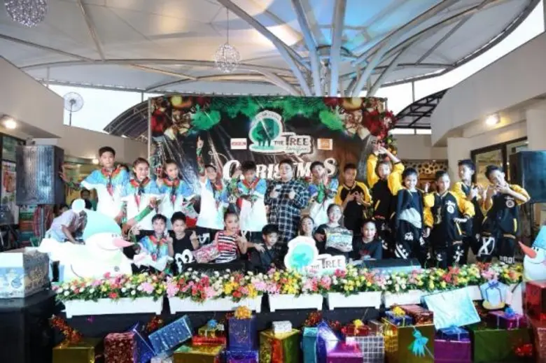 จัดว่าเป็นงานที่ยิ่งใหญ่ที่สร้างรอยยิ้มแล...