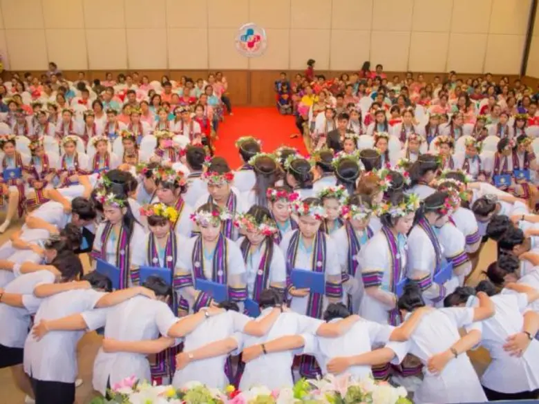 ร.ร. อุบลบุรีรักษ์ การบริบาล รับสมัครนักศึกษาใหม่ ปี 559 รับจำนวนจำกัด