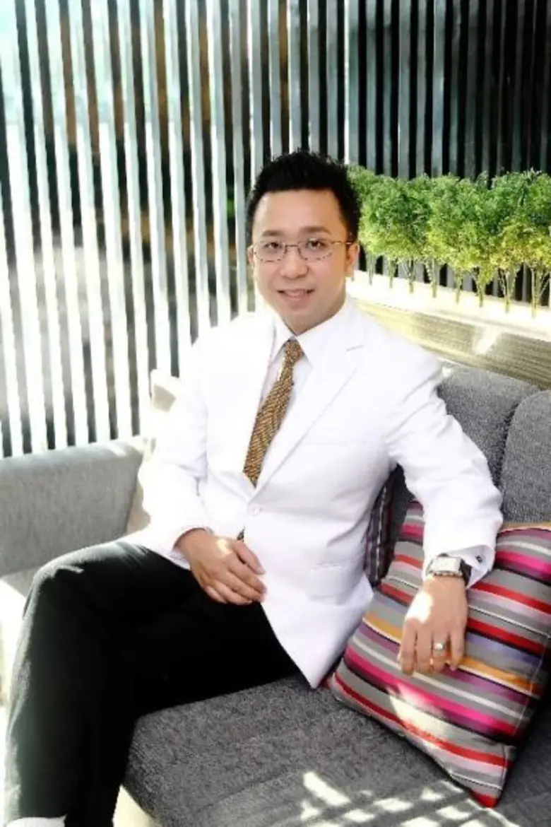 นายแพทย์ ปิยะวัฒน์ ภูมิสุวรรณ ผู้อำนวยการ...