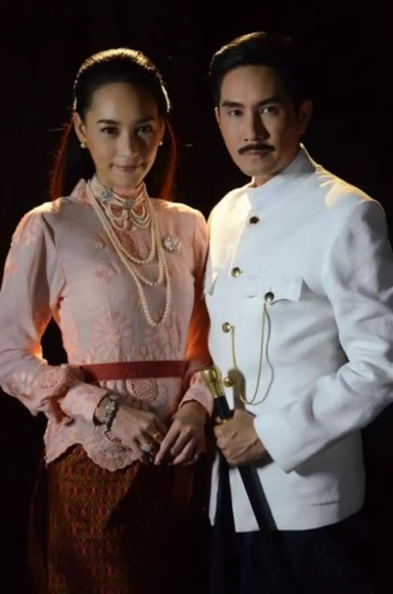 ห่างหายจากหน้าจอละครไปรับหน้าที่ผู้กำกับฯ...