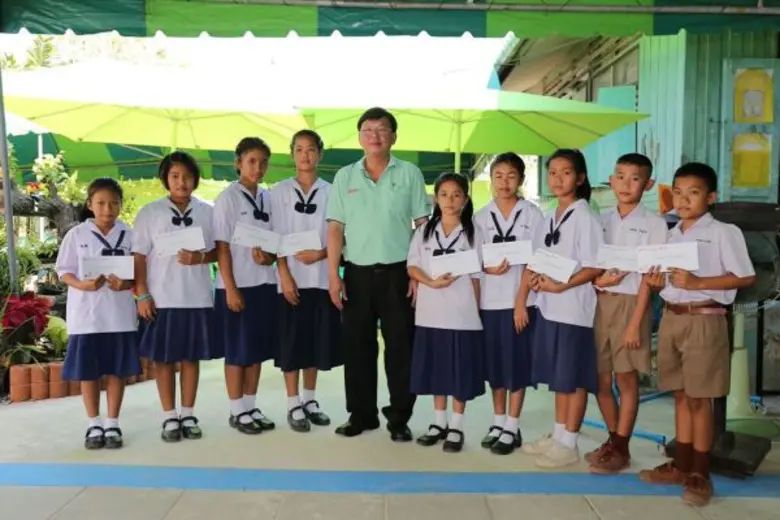 นายสันชัย ห้างชัยเจริญ กรรมการผู้จัดการ บ...