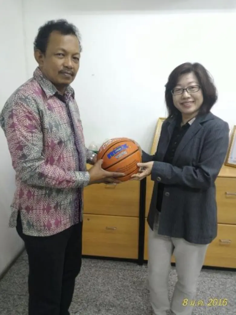 ศรินรัตน์ ปฐวีภัทรานันท์ กรรมการบริหาร บร...