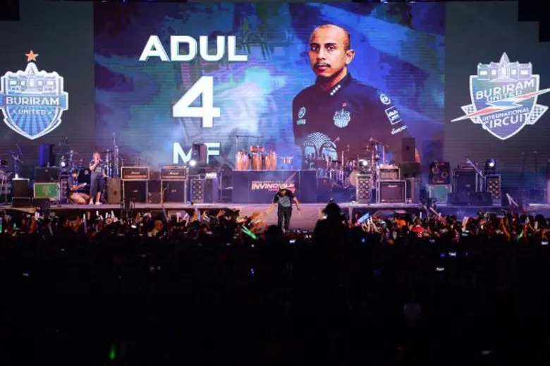 ปราสาทสายฟ้า บุรีรัมย์ ยูไนเต็ด จัดการเปิ...