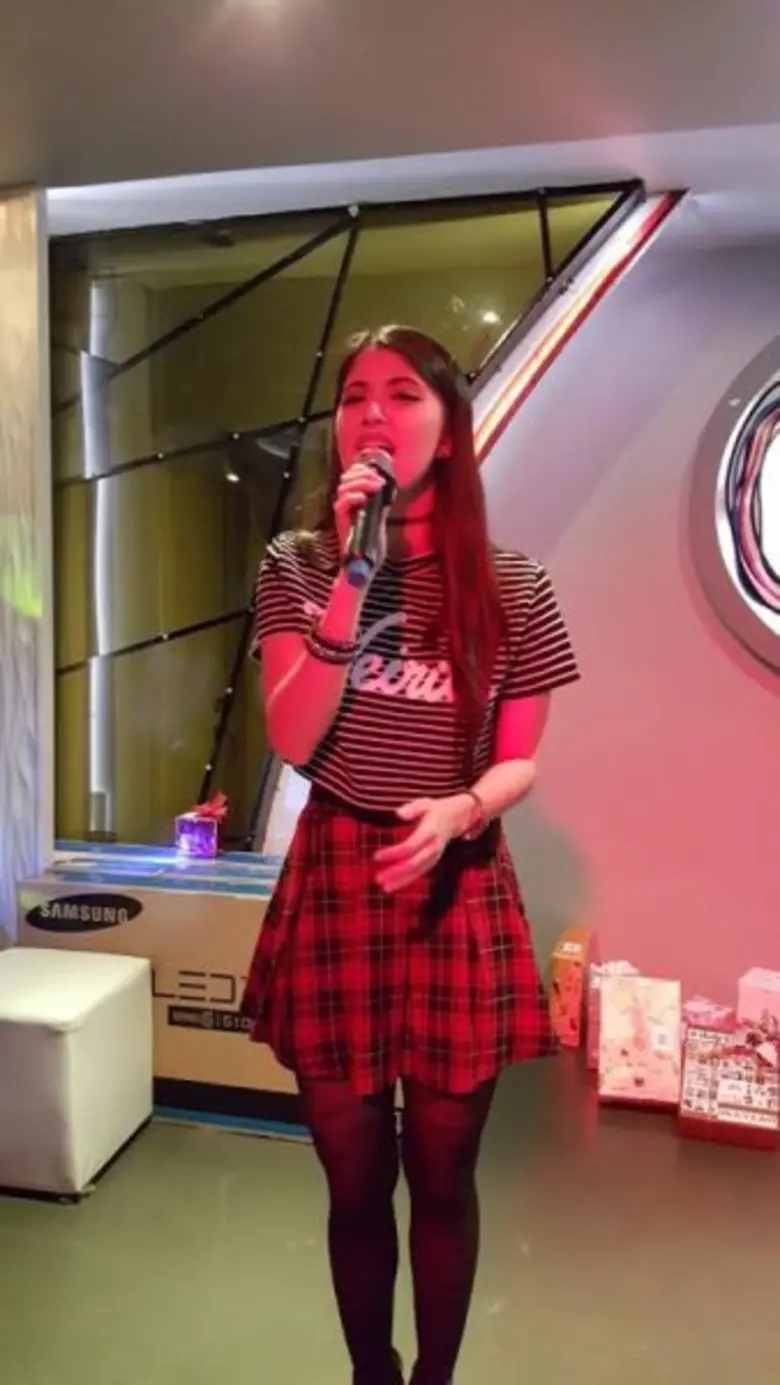 ปาร์ตี้ปีลิง สไตล์ดูมันดี