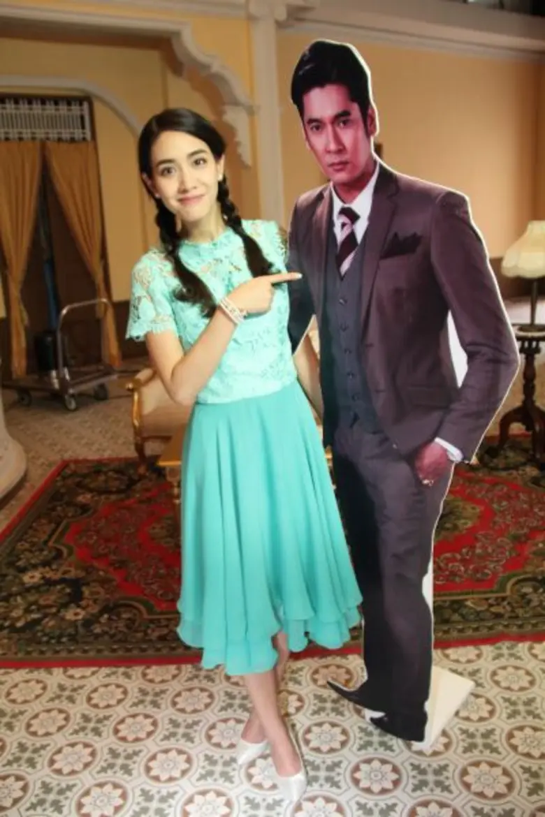 “มิน” สวมบทพจมานเปิดบ้านทรายทอง ต้อนรับแฟนละครสุด Exclusive!