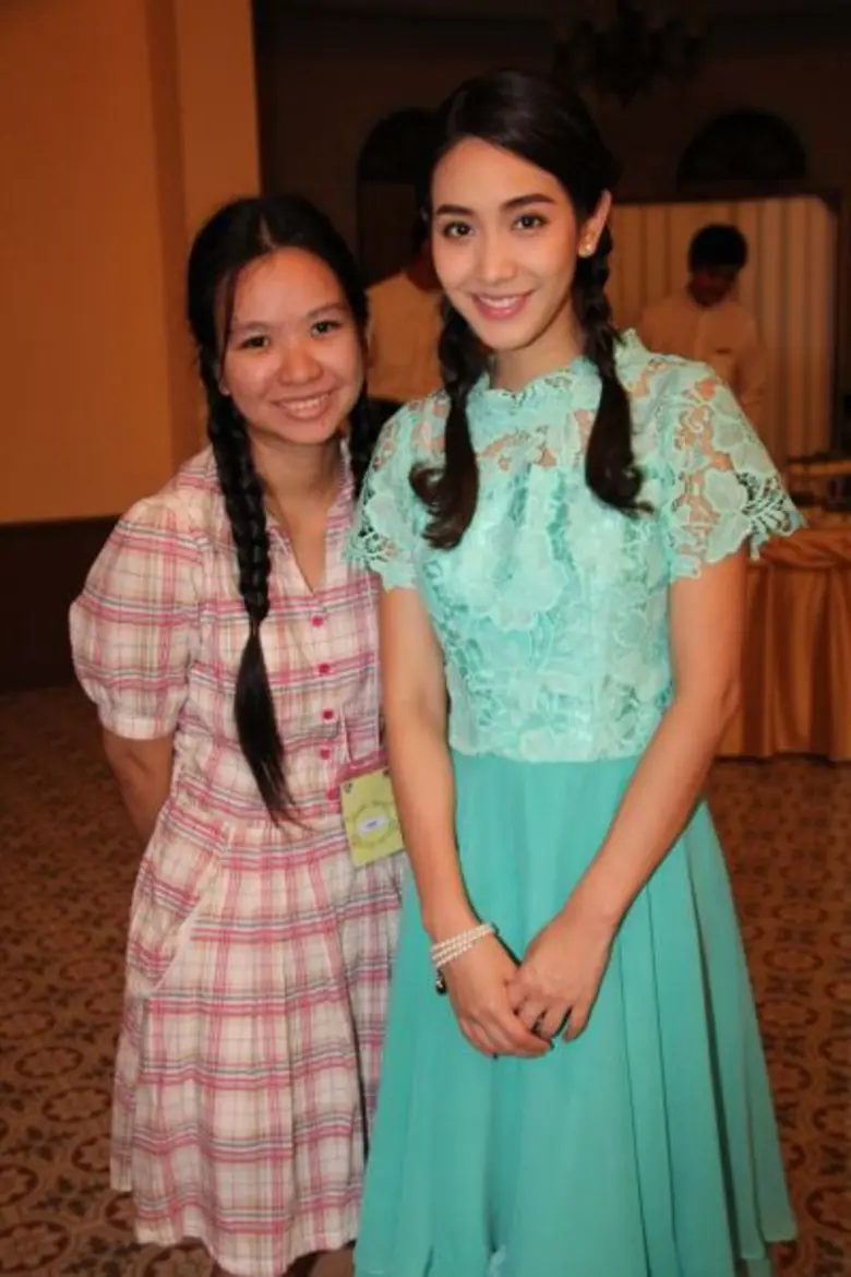 “มิน” สวมบทพจมานเปิดบ้านทรายทอง ต้อนรับแฟนละครสุด Exclusive!