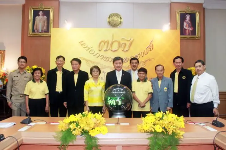 ศ.คลินิก เกียรติคุณ นพ.ปิยะสกล สกลสัตยาทร...