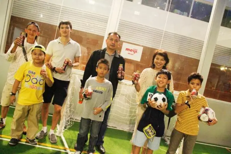 คิดส์ซาเนีย กรุงเทพ ร่วมส่งมอบความรู้ สู่อนาคตเด็กไทย ในเทศกาลวันเด็ก 2559