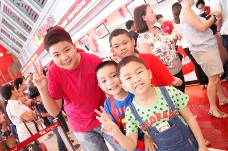 คิดส์ซาเนีย กรุงเทพ ร่วมส่งมอบความรู้ สู่อนาคตเด็กไทย ในเทศกาลวันเด็ก 2559