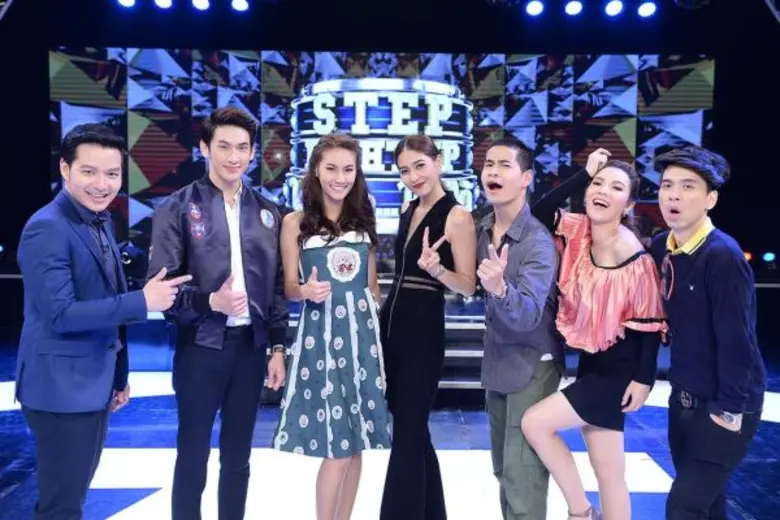 ทีวีไกด์: รายการ “STEP RIGHT UP ใครเก่ง...ใครได้!!!” ฟรอยด์ ณัฏฐพงษ์ โชว์ลีลาเล่นสเก็ตบอร์ด ลุ้นทองคำ 50,000 บาท!!