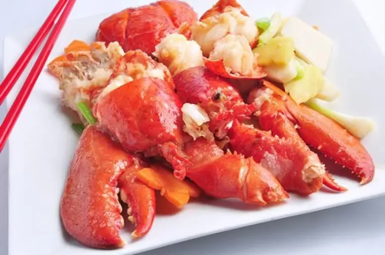 ขอเชิญท่านพร้อมเพื่อนๆ หรือจะมาเป็นครอบคร...