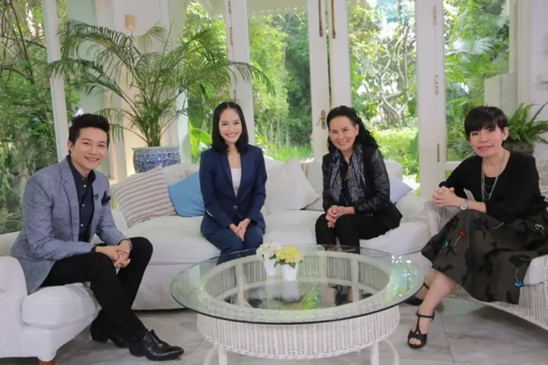 รายการ "คลับ ฟรายเดย์ โชว์ Base On Celeb ...