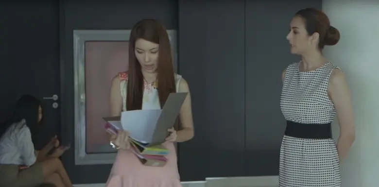 ทีวีไกด์: ซีรี่ส์ “Kiss The Series รักต้องจูบ” “มุก” แอบร้องไห้ กดดันทำงานพลาด ใน “Kiss The Series รักต้องจูบ”