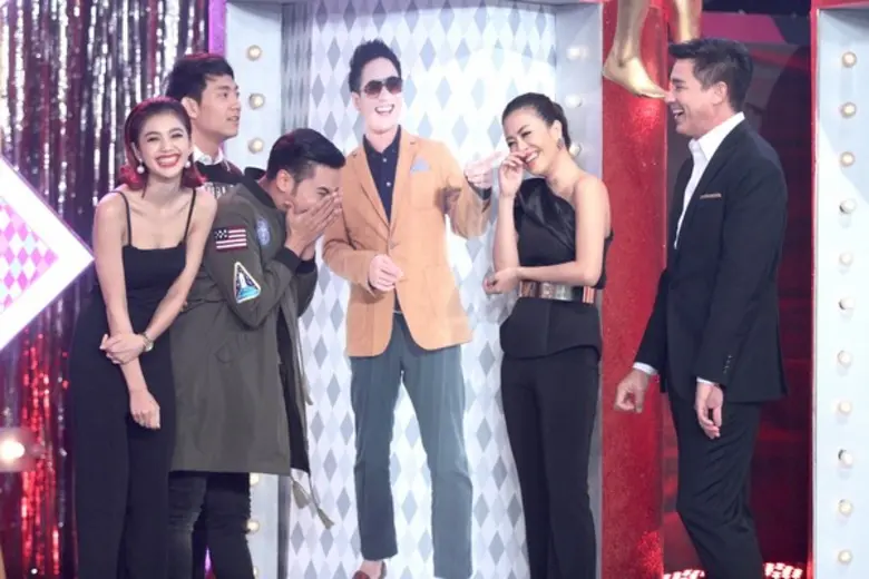 เสิร์ฟความสนุกกันทุกสัปดาห์สำหรับรายการ "...