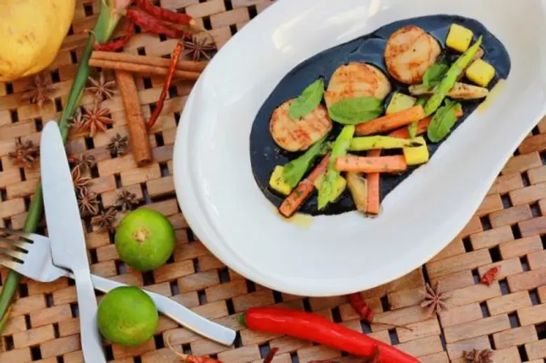 จัดเต็มความอร่อยไปกับหอยเชลล์สดตัวโต คุณภ...