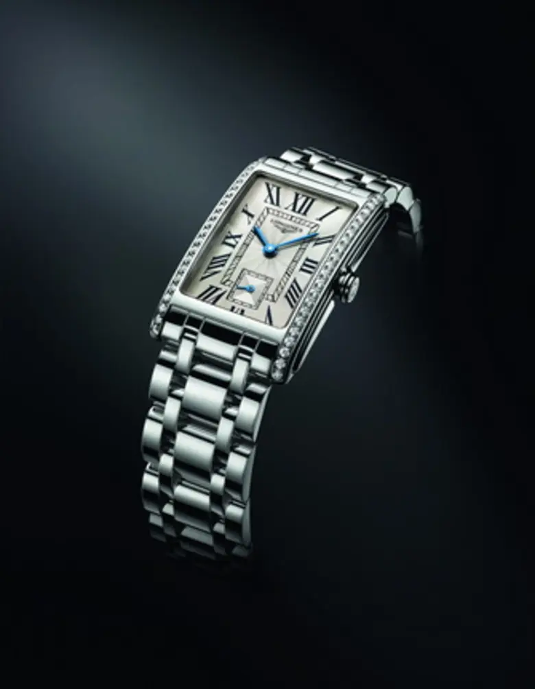  “ลองจินส์” นำเสนอของขวัญวาเลนไทน์ เอาใจสุภาพสตรีด้วยการถ่ายทอดเสน่ห์ผู้หญิง ในคอลเลคชั่น “โดลเช่ วิต้า” เรือนเวลาแห่งความสง่างามแบบร่วมสมัย